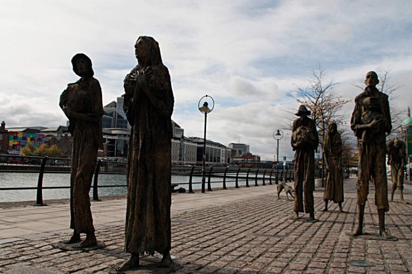 Dublin Famine Memorial – Esel Unterwegs